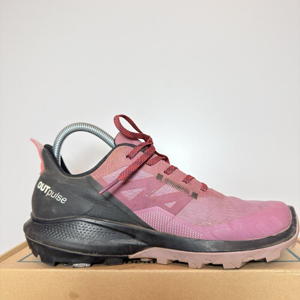 Salomon OUTpulse TG Womens Size 7 Gore Tex Magenta Black Hiking Trail Shoes - Picture 2 of 8